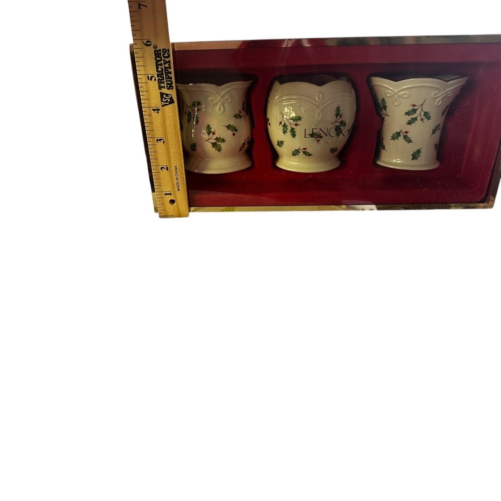 Lenox Holiday Bud Vases Set of 3 Christmas Holly Berries Floral‎ Decor
